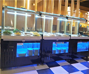 四川德陽火鍋店調(diào)料臺(tái)，火鍋店冷藏柜案例